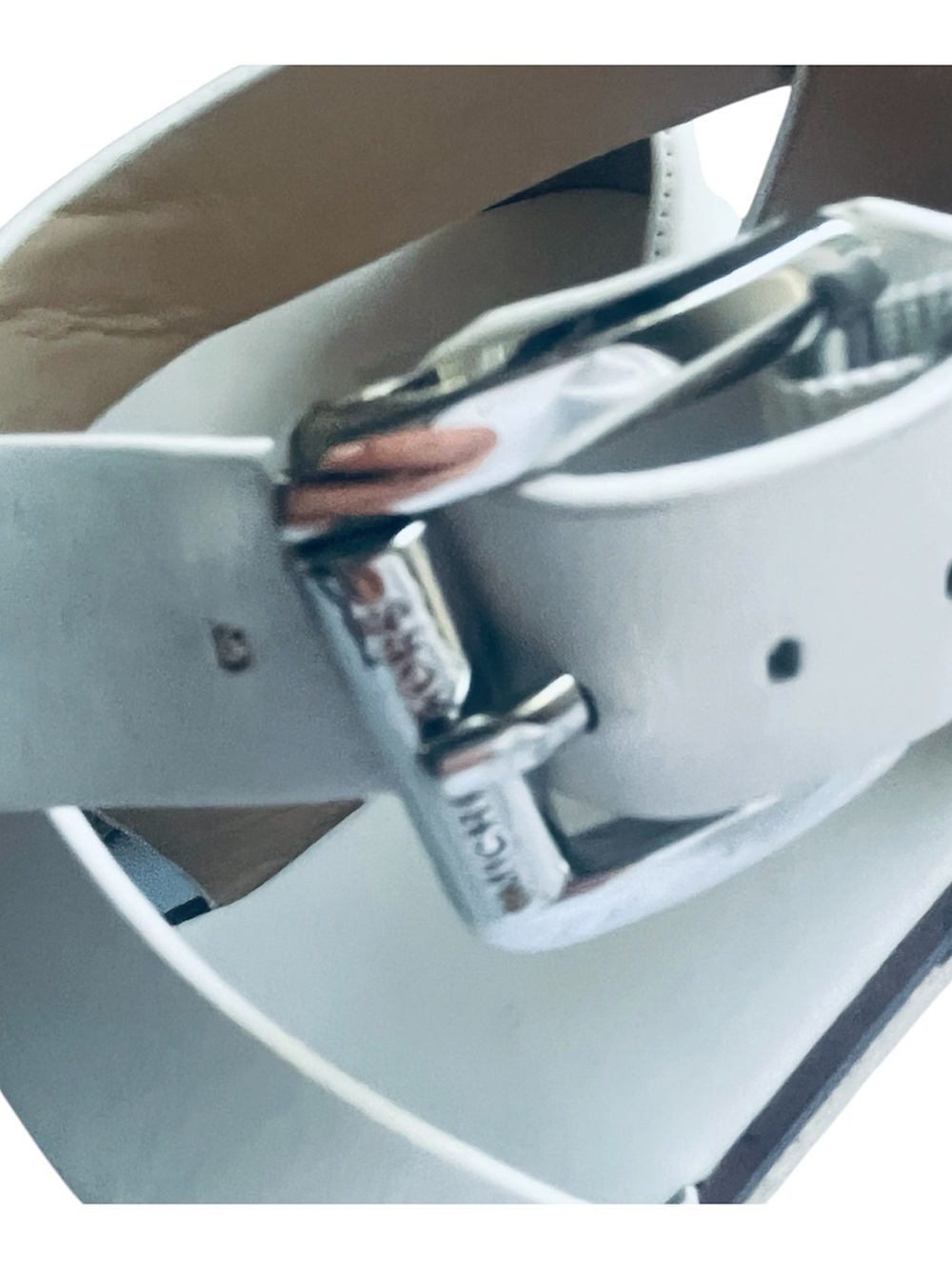 Michael Kors Frieda Optic White Leather Flat Sandals - New with Minor Fix 9 - Picture 4 of 6
